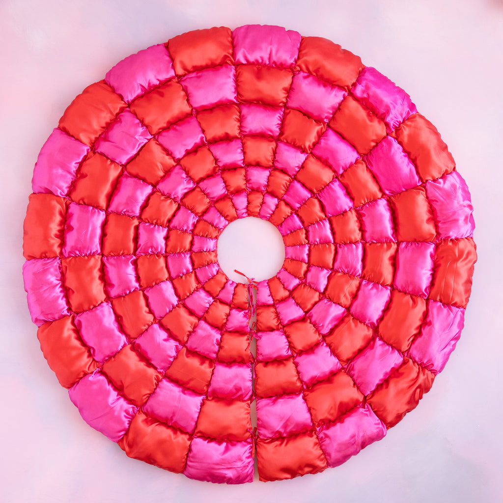 Puffy Checkerboard Tree Skirt, Red & Hot Pink