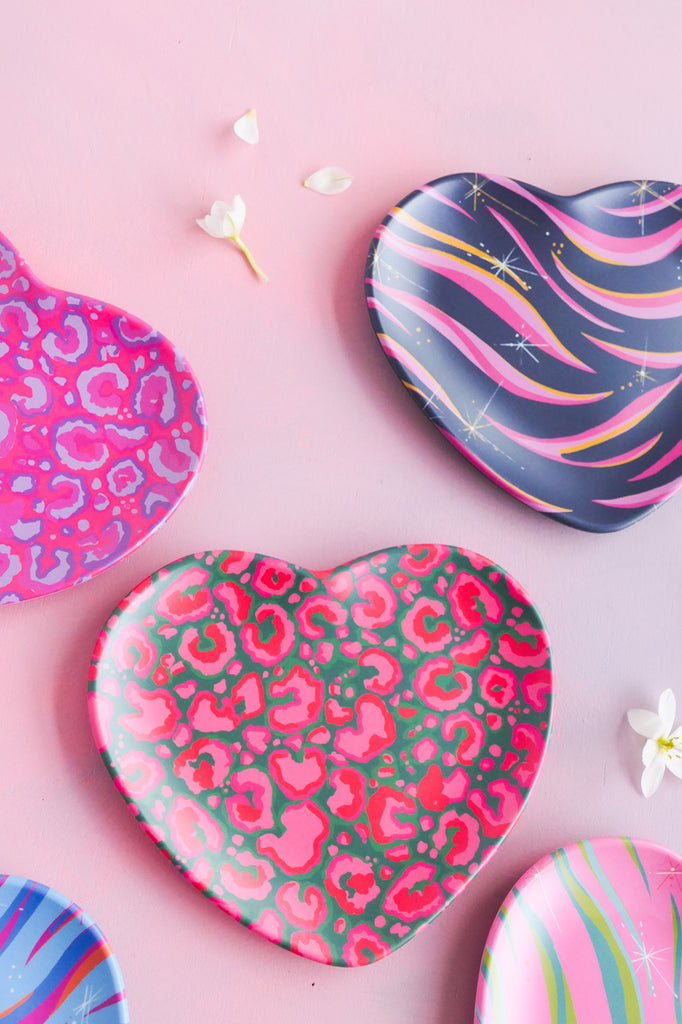 Majestic Menagerie Heart Plate Set