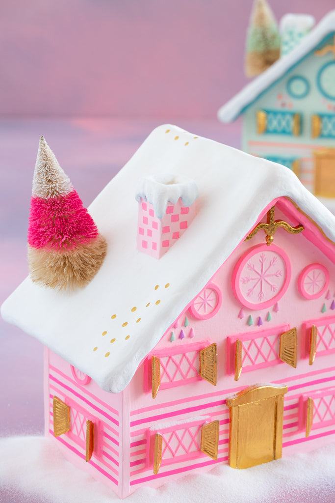 Chalet Display, Pink