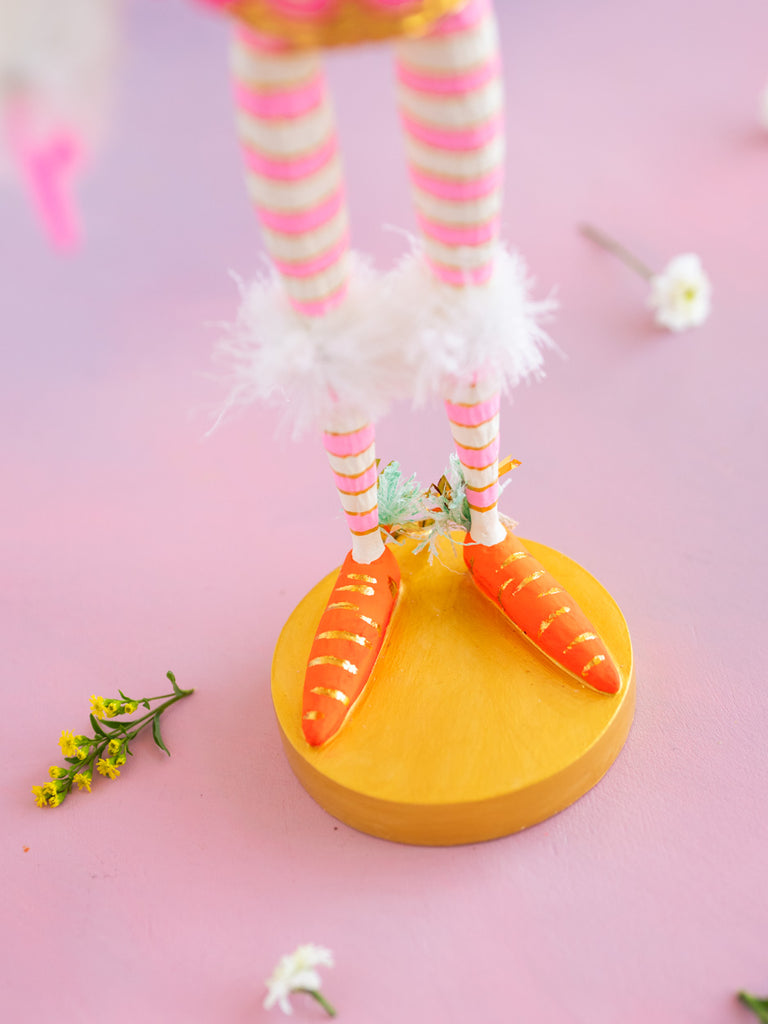 Pinky Cottontail Tabletop